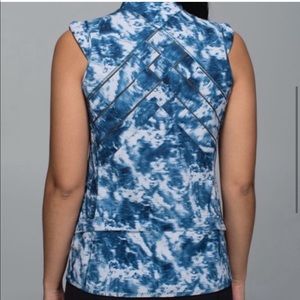 Lululemon light speed vest